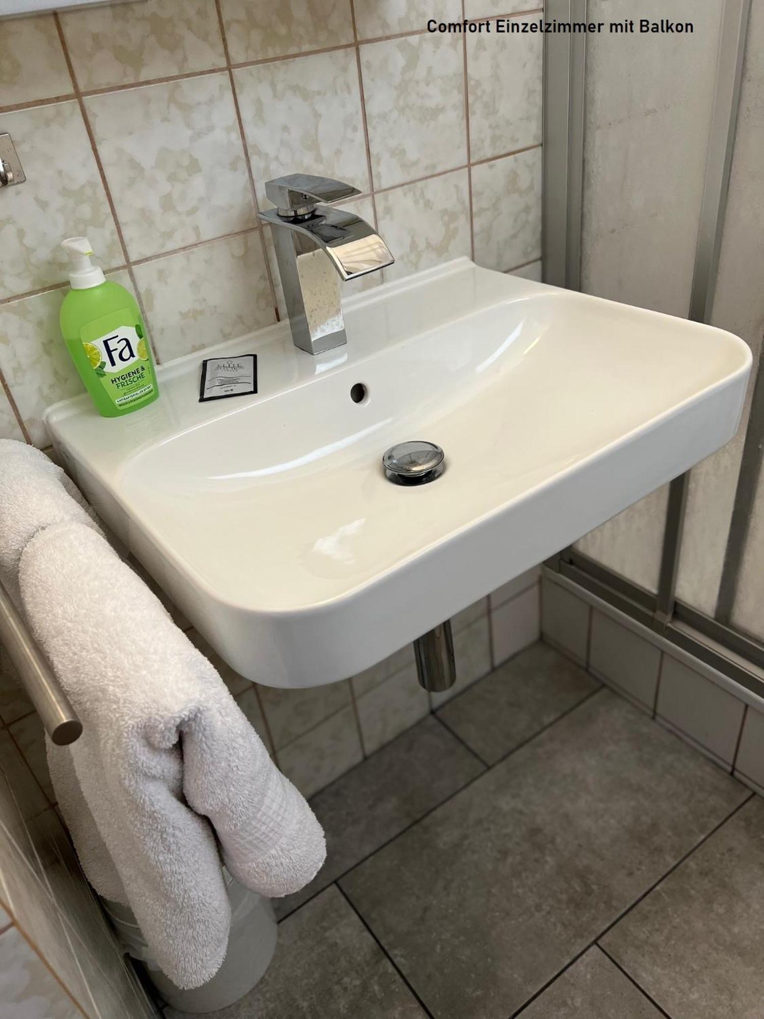 Hotelpension Am Thermalbad Bad Nenndorf Quarto foto